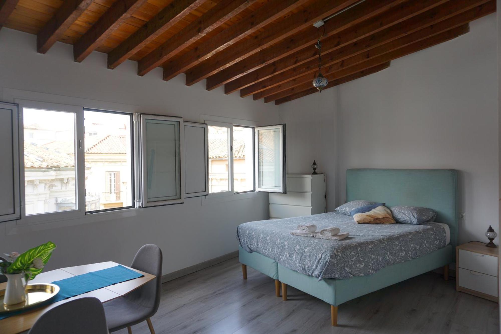 מאלגה Apartamentos Mediterranea Centro מראה חיצוני תמונה
